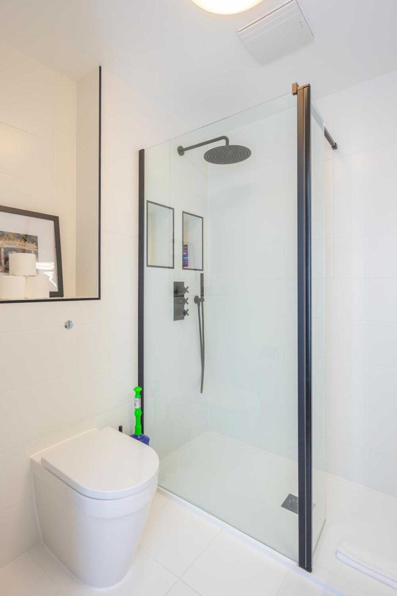 Stylish 1 Bedroom Apartment In Holborn In A Great Location London Exterior photo