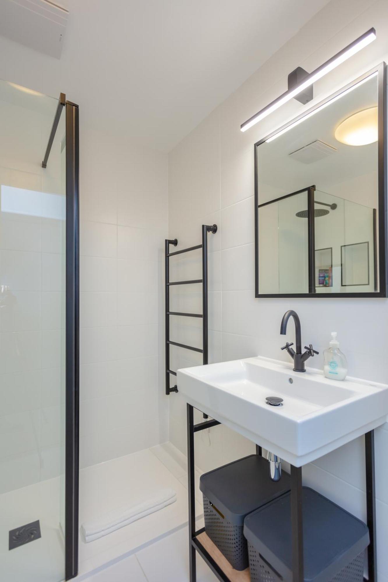 Stylish 1 Bedroom Apartment In Holborn In A Great Location London Exterior photo